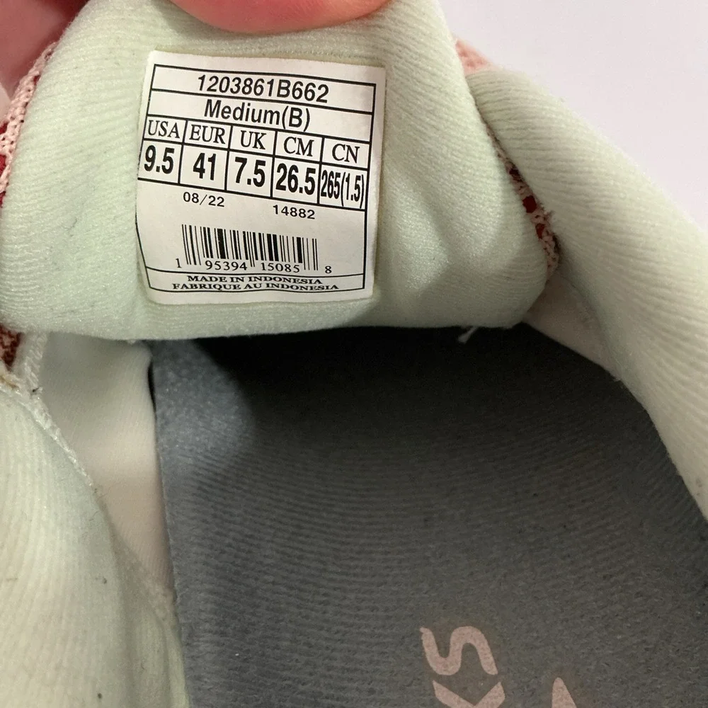 Brooks good used